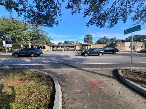 421 E KENNEDY BOULEVARD, EATONVILLE, FL 32751