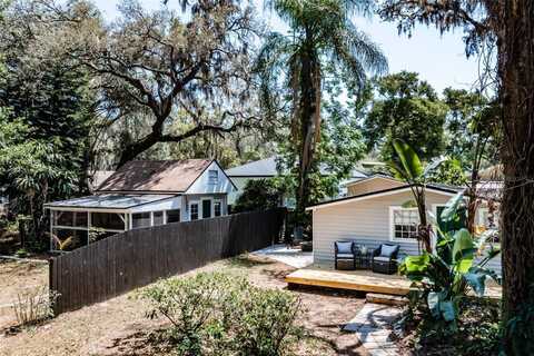 8701 N HAMNER AVENUE, TAMPA, FL 33604