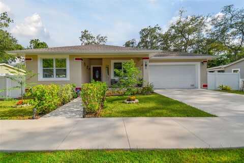 815 E 145TH AVENUE, TAMPA, FL 33613