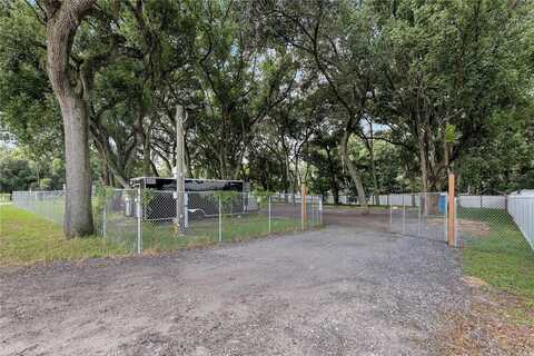 10516 COUNTY ROAD 579 HIGHWAY, THONOTOSASSA, FL 33592