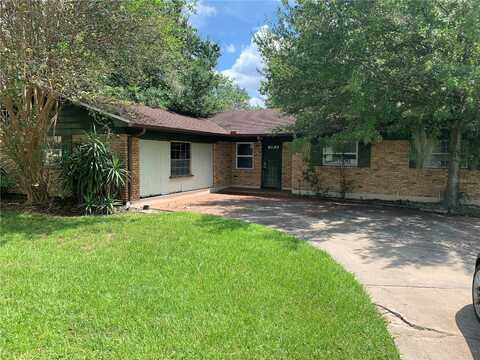 207 ROBIN ROAD, ALTAMONTE SPRINGS, FL 32701