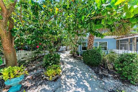 610 N BAY BOULEVARD, ANNA MARIA, FL 34216