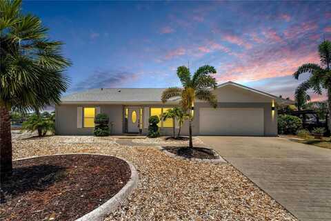 805 LEISEY CIRCLE, RUSKIN, FL 33570