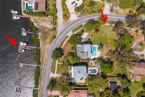 465 RIVERSIDE DRIVE, TARPON SPRINGS, FL 34689