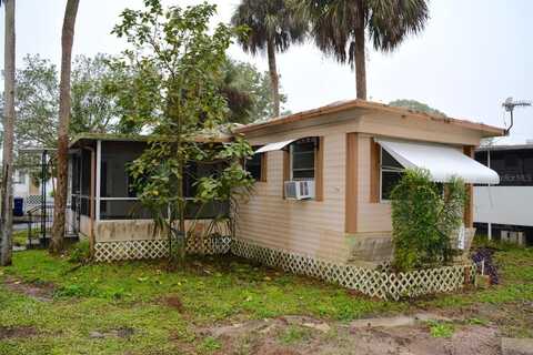 115 LAMPLIGHTER LANE, NORTH FORT MYERS, FL 33917