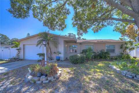 9252 81ST AVENUE, SEMINOLE, FL 33777