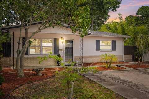 166 SW LINCOLN CIRCLE N, SAINT PETERSBURG, FL 33703