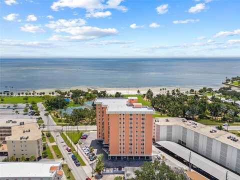 1120 N SHORE DRIVE NE, SAINT PETERSBURG, FL 33701