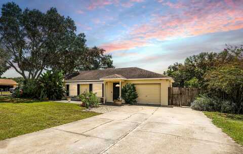 13714 KANSAS AVENUE, ASTATULA, FL 34705