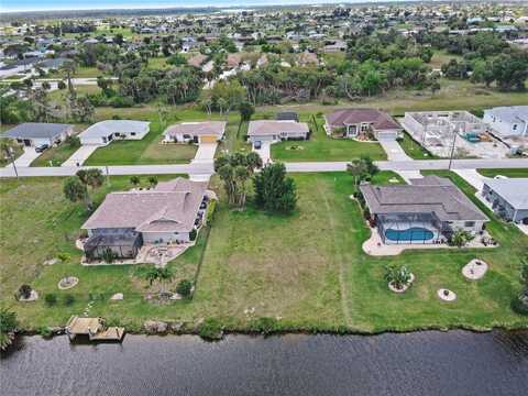 82 MARK TWAIN LANE, ROTONDA WEST, FL 33947