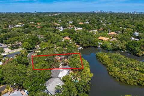 4710 W LAUREL ROAD, TAMPA, FL 33629