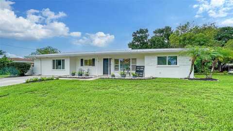 525 W LAKE DRIVE, SARASOTA, FL 34232