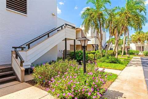 255 SHERWOOD DRIVE, BRADENTON, FL 34210