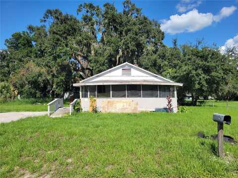 907 S 8TH AVENUE, WAUCHULA, FL 33873