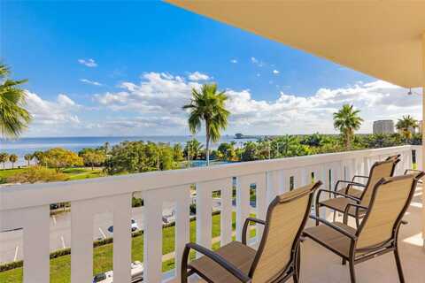 1200 N SHORE DRIVE NE, Saint Petersburg, FL 33701