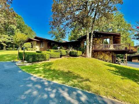 99 Shamrock Dr, Madisonville, KY 42431