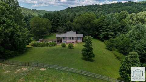 931 Maple Shade Rd, Laurel Fork, VA 24151