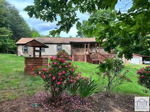 108 Cedar Hill Lane, Patrick Springs, VA 24133