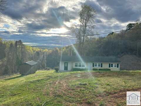 1093 Sunset Dr, Bassett, VA 24055