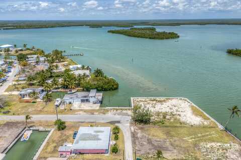 301 PEAR TREE AVENUE, Goodland, FL 34140