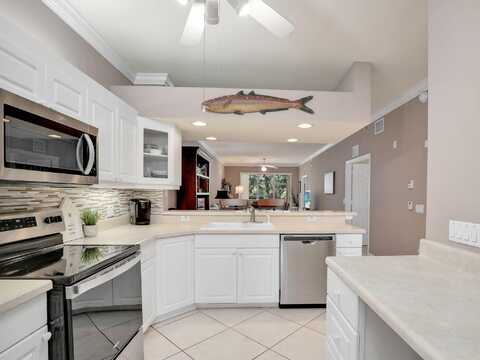 2390 BAYOU LANE, Naples, FL 34112