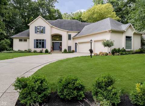 4650 Chase Oak Court, Zionsville, IN 46077