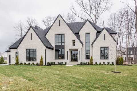 10876 Holliday Farms Boulevard, Zionsville, IN 46077