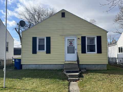 2413 S Ebright Street, Muncie, IN 47302