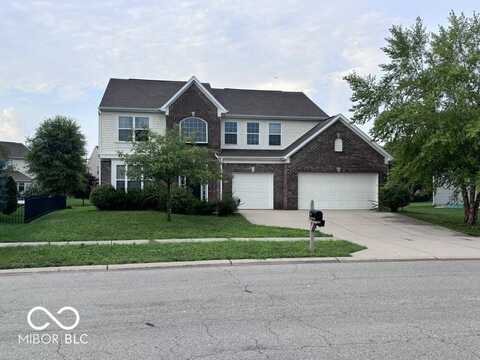 1272 Southlake Avenue E, Greenwood, IN 46143