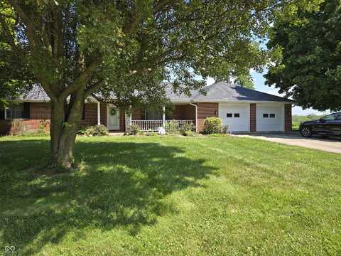 1438 Woodscliff Drive, Anderson, IN 46012