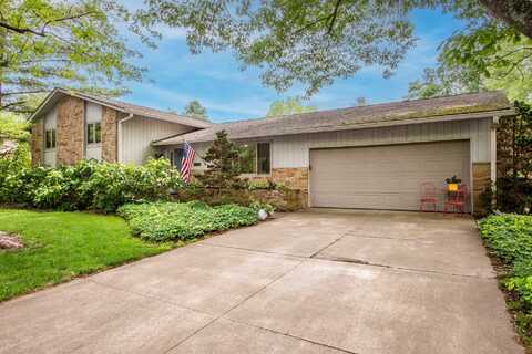 1025 Tipton Lane, Columbus, IN 47201