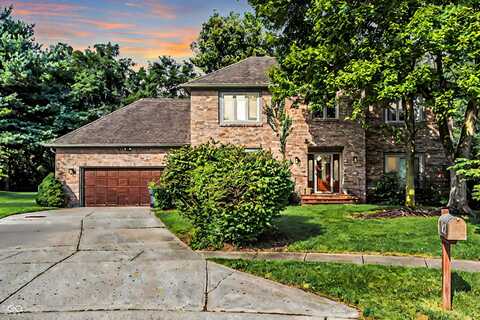 382 Allison Court, Greenwood, IN 46142