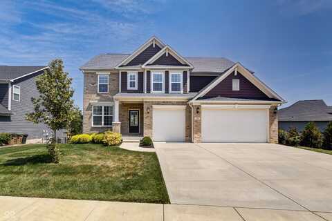 3181 Gray Hawk Drive, Columbus, IN 47201