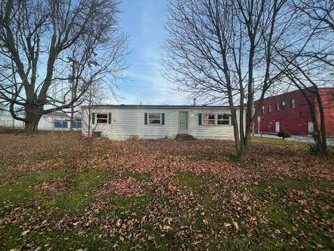 106 W Water Street, Converse, IN 46919