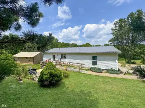 6806 Switchboard Road, Spencer, IN 47460