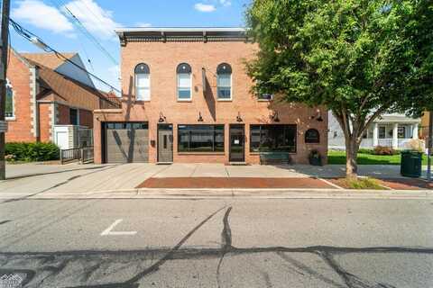 214 Broadway, Marine City, MI 48039