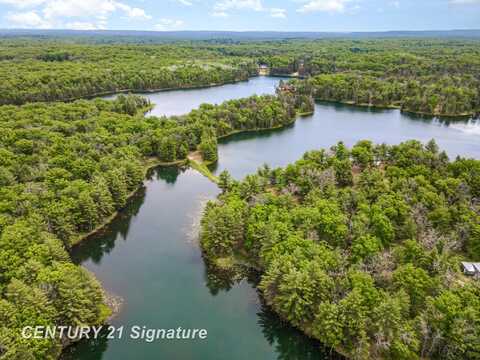 V/L McCollum Lake, Curran, MI 48728