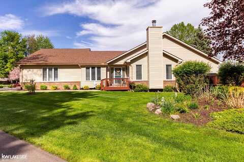 70266 Whitetail, Bruce, MI 48065