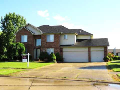 52120 Copper Creek, Chesterfield Twp, MI 48047