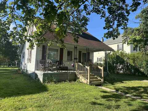 114 Wells, Croswell, MI 49422