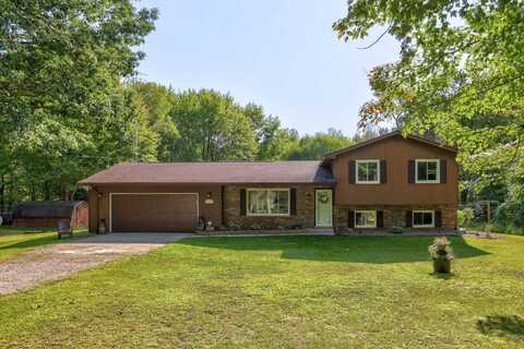 4291 S Badour, Hemlock, MI 48626