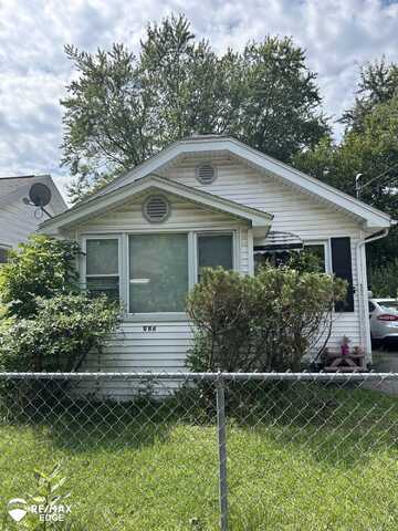 988 Barney, Flint, MI 48503