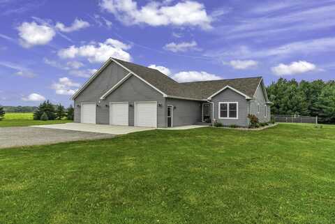 2675 Robinson, Snover, MI 48472