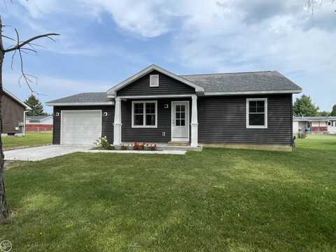 108 N Black River, Croswell, MI 48422