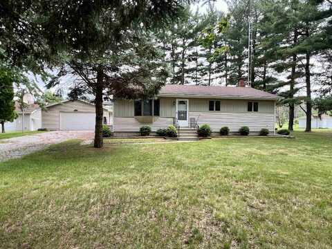 2134 Tittabawassee, Hemlock, MI 48626