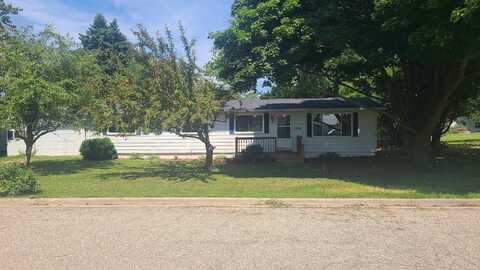 2547 E Maple, Deckerville, MI 48427