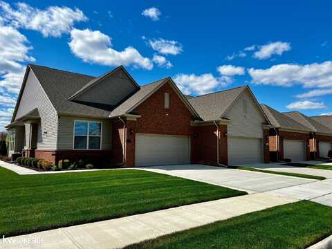 48301 Whittington, Chesterfield Twp, MI 48047