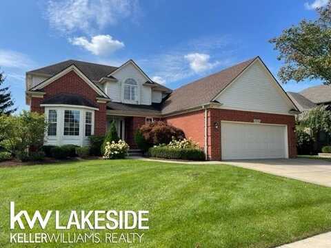 19712 Middle Brook, Macomb, MI 48044