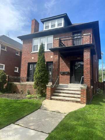 1247 Beaconsfield, Grosse Pointe Park, MI 48230