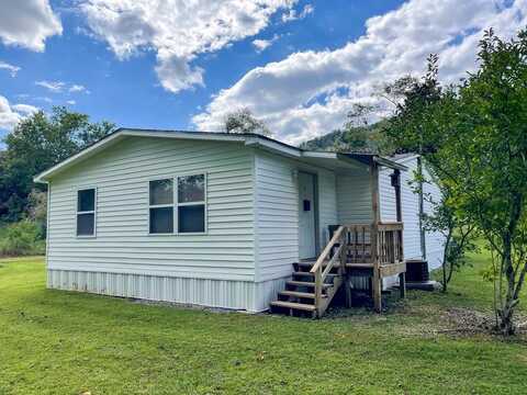 1716 Airport Road, MARBLE, NC 28905